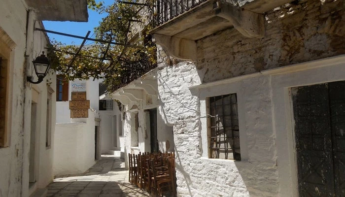 Το μοναδικό ορεινό χωριό της Κρήτης που δεν βρίσκεται στην… Κρήτη (εικόνες)